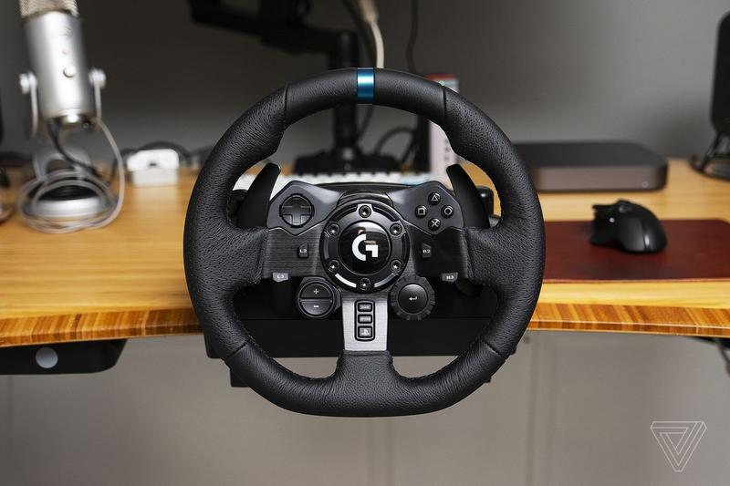 Logitech G923 Driving Force Gaming Steering Wheel Review