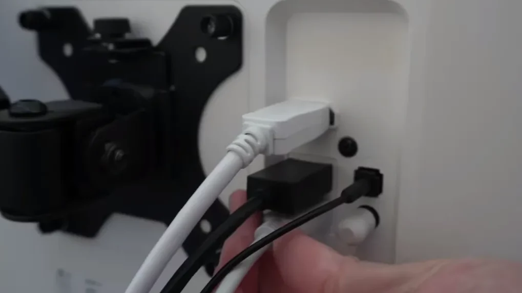 Using The HDMI Connection