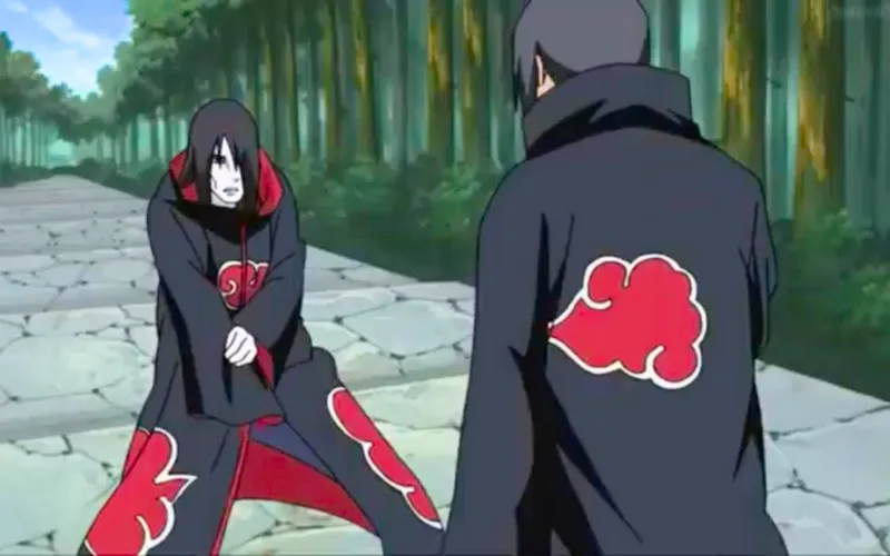 Why-Does-Itachi-Have-His-Arm-Like-That